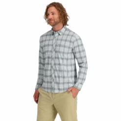 Simms Bugstopper Longsleeve Shirt Plaid -Simms || Orvis || Patagonia Sales 2023 211 simms bugstopper longsleeve shirt plaid steel blue storm ombre classic plaid 02 scaled