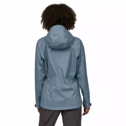 Patagonia Women's Torrentshell 3L Rain Jacket Sale -Simms || Orvis || Patagonia Sales 2023 231 patagonia womens torrentshell 3l rain jacket light plume grey 03 e248421c a2cc 45b6 892c f6f9641798d3