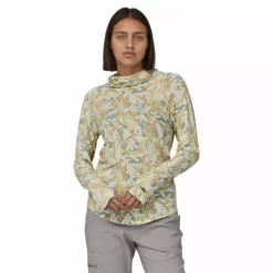 Patagonia Women's Tropic Comfort Natural Shirt -Simms || Orvis || Patagonia Sales 2023 231 patagonia womens tropic comfort natural shirt lands and waters oat white 03