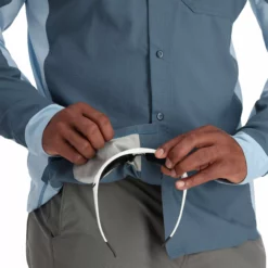 Simms Bugstopper Intruder Hoody -Simms || Orvis || Patagonia Sales 2023 231 simms bugstopper intruder hoody neptune sky 07 scaled