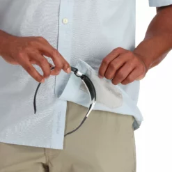 Simms Cutbank Chambray SS Shirt -Simms || Orvis || Patagonia Sales 2023 231 simms cutbank chambray ss shirt sky chambray 05 scaled