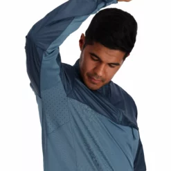 Simms SolarFlex Wind Half Zip Shirt -Simms || Orvis || Patagonia Sales 2023 231 simms solarflex wind half zip shirt neptune midnight 04 scaled
