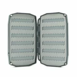 UMPQUA UPG FOAM ESSENTIAL DOUBLE FLY BOX -Simms || Orvis || Patagonia Sales 2023 30089 Foam Essential Dual Mini Open Full 71941.1680630760