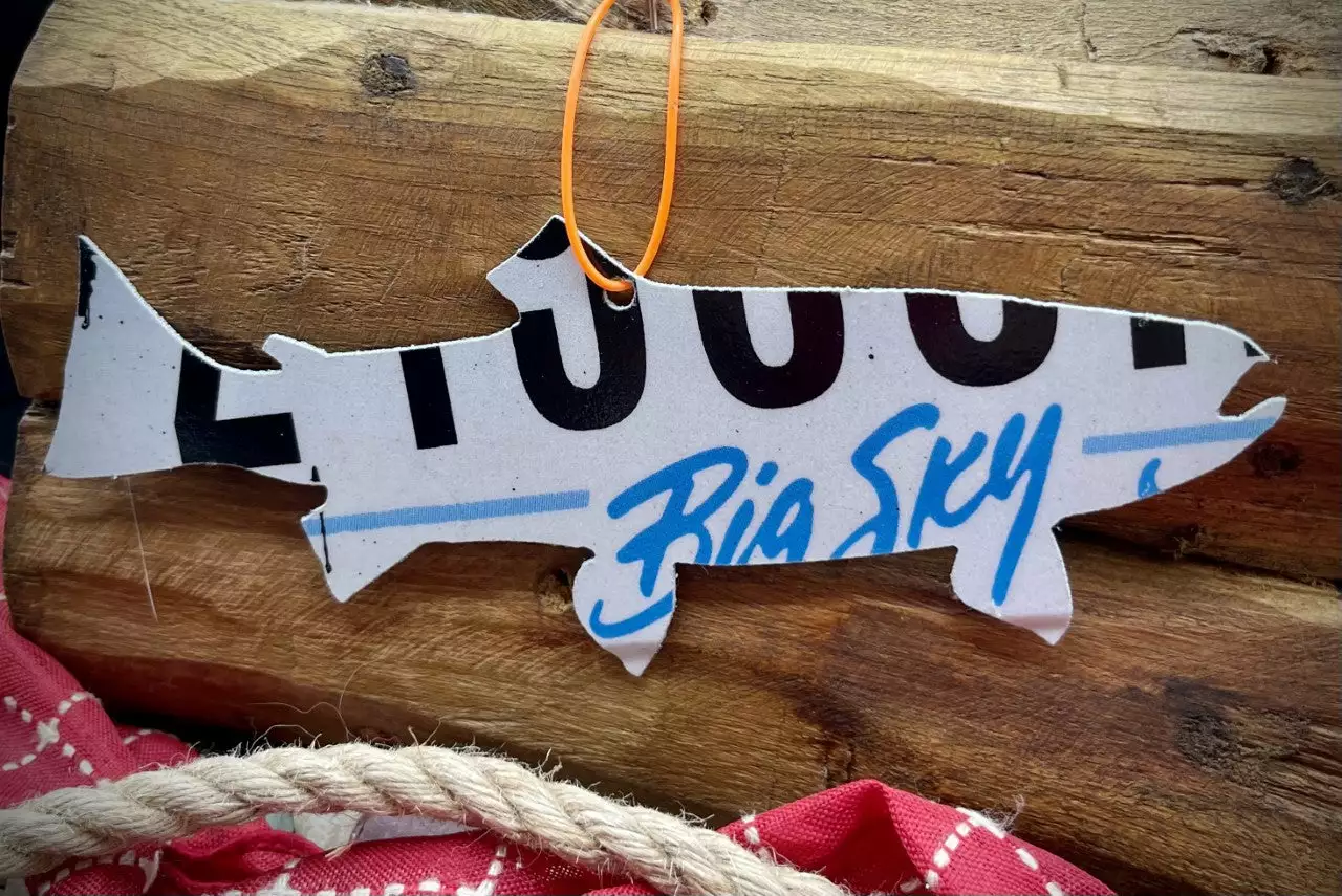 Cody Richardson Art - Montana ‘Big Sky Bow’ Trout License Plate Christmas Ornament 2 Cody Richardson Art - Montana ‘Big Sky Bow’ Trout License Plate Christmas Ornament - Image 2