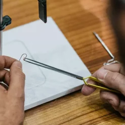 Loon Outdoors LOON D-LOOP TWEEZER -Simms || Orvis || Patagonia Sales 2023 D Loop Tweezer alt 1 1000x 4cc7ff68 38aa 434e af69 e4a702106371