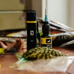 Loon Outdoors LOON UV CLEAR FLY FINISH - THIN -Simms || Orvis || Patagonia Sales 2023 UV Clear Fly Finish alt 5 1000x fa7ac643 5ce7 46c0 8101 5c1a20de16f6