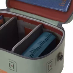 Fishpond Cutbank Gear Bag ECO -Simms || Orvis || Patagonia Sales 2023 cutbank interior 1100x dd781357 04ab 46f4 91d4 2046a852e168