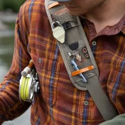 Fishpond Arrowhead Retractor -Simms || Orvis || Patagonia Sales 2023 p d9a964a0 d90b 4e93 8750 7879574098f5